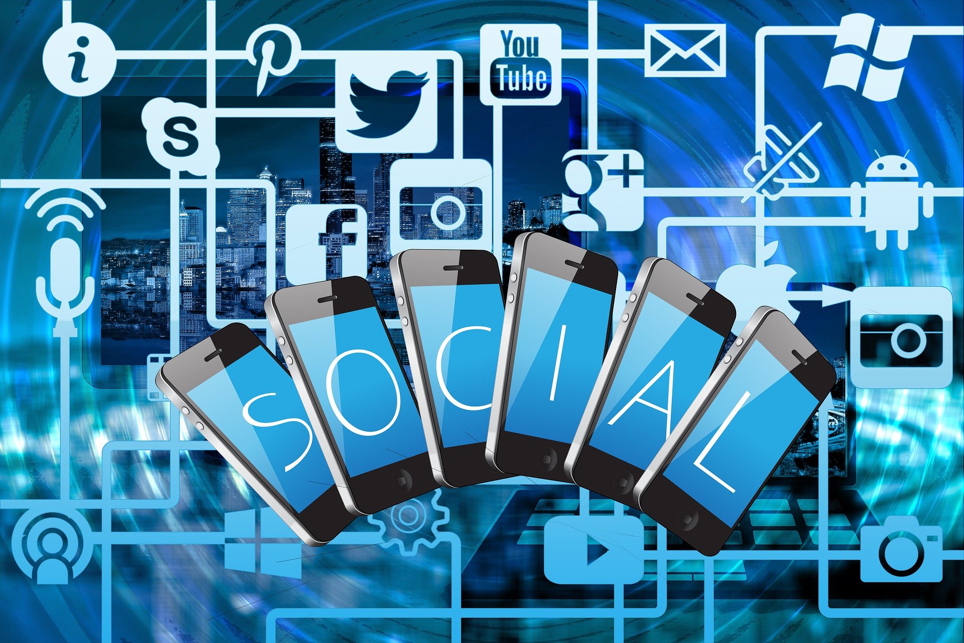 Persönlich und attraktiv / schmale Lösung, breite Wirkung: Social Media Beiträge, die auffallen 26-02-1124-D
